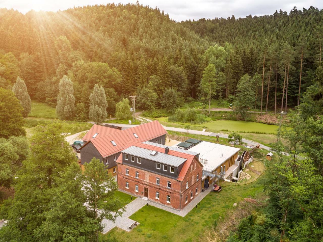 Brauereigasthof Ziegenmuehle Schleifreisen Buitenkant foto